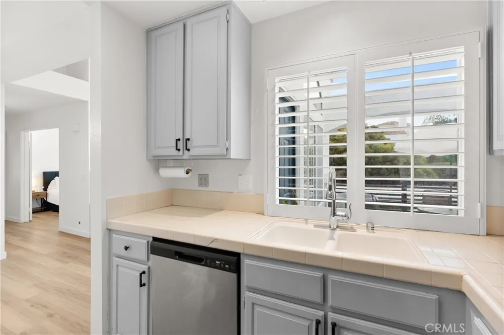 28135 Via Luis Laguna Niguel, CA 92677