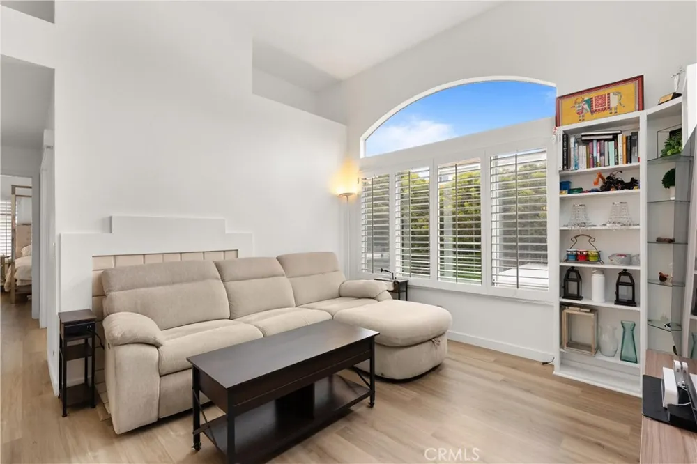 28135 Via Luis Laguna Niguel, CA 92677