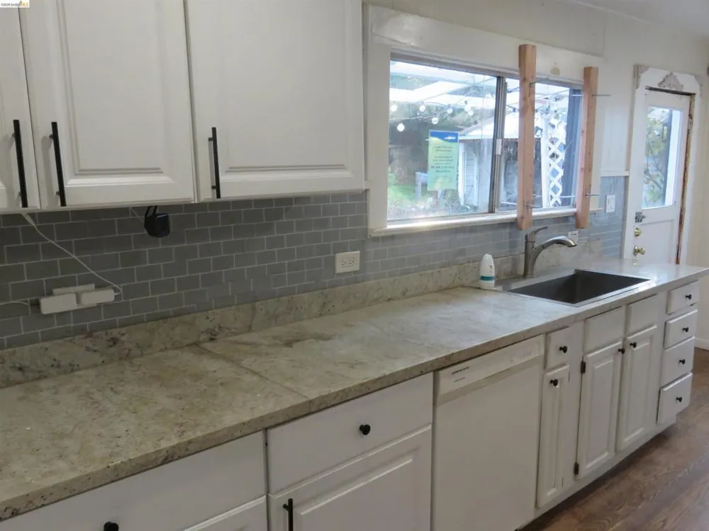 1731 San Pablo Ave Pinole, CA 94564