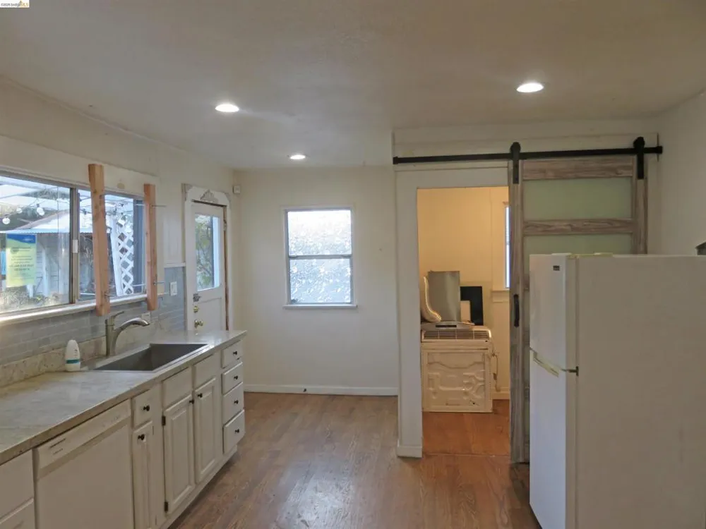 1731 San Pablo Ave Pinole, CA 94564