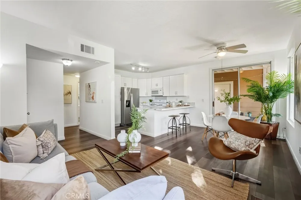 2426 Pleasant Way #E