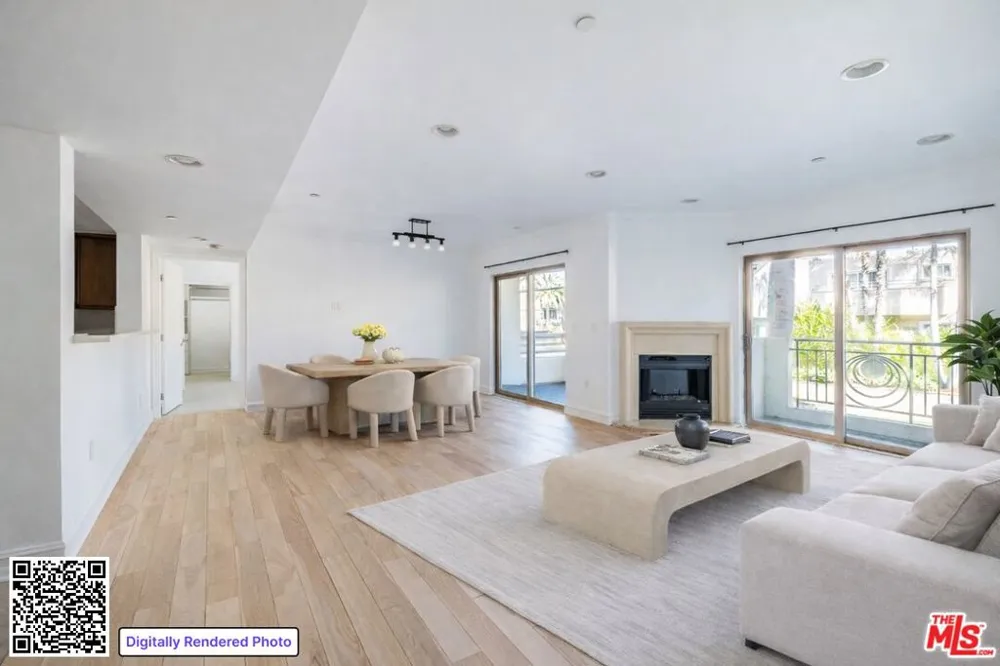 951 Granville Avenue #202