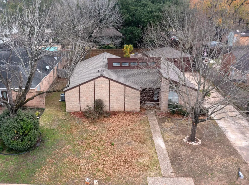 8210 Debbie Gay Drive