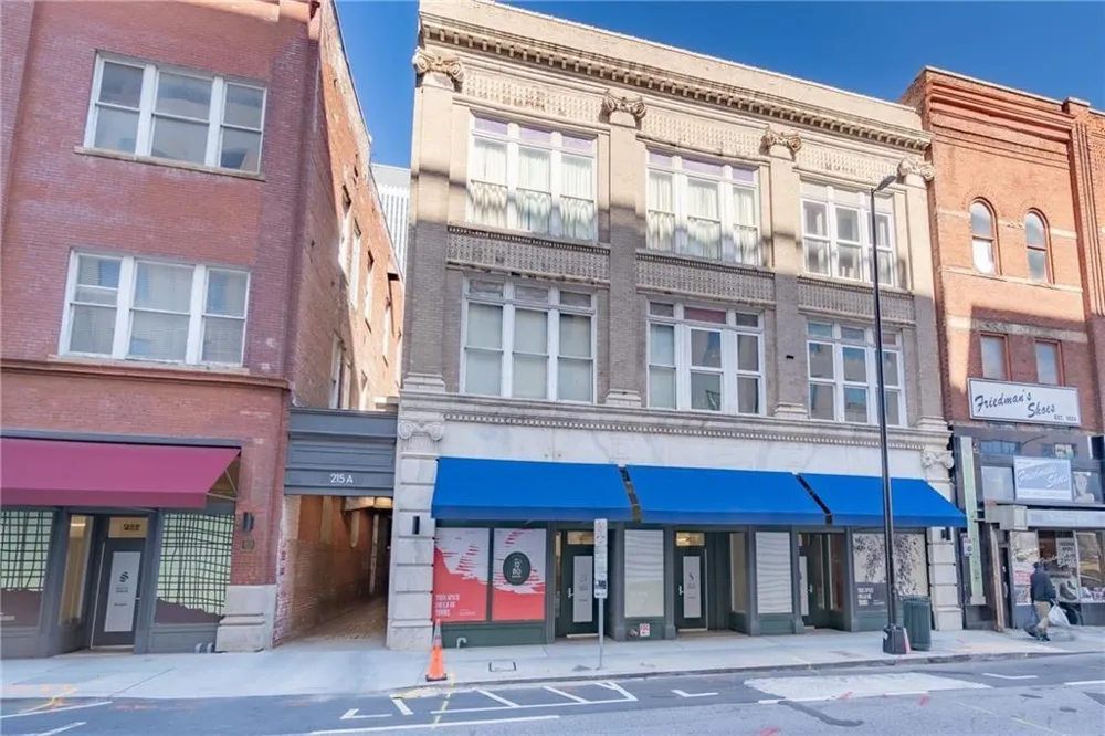 215 Mitchell Street SW #13