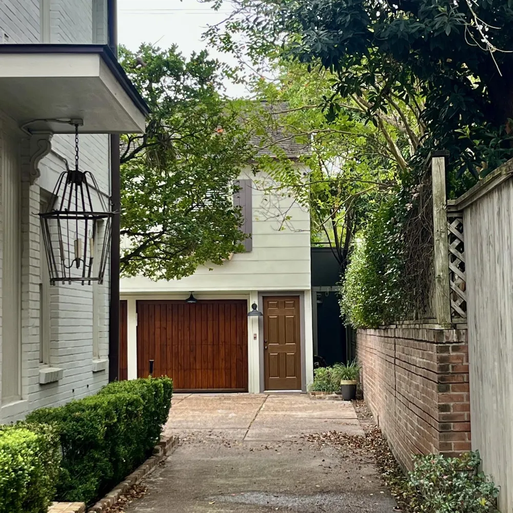 2015 South Boulevard #1/2