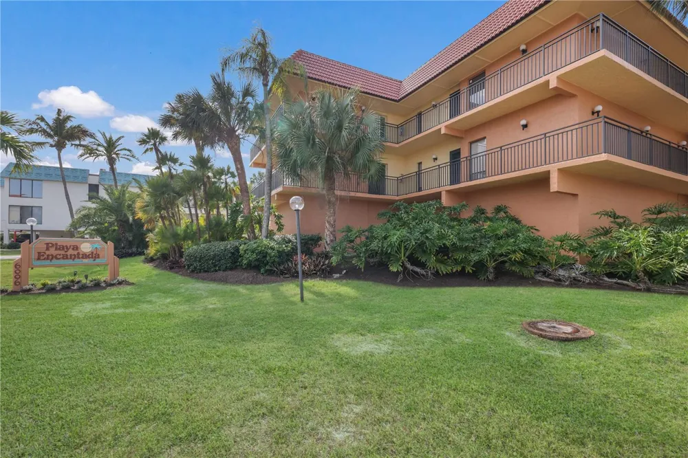 6006 GULF DRIVE #214 Holmes Beach, FL 34217