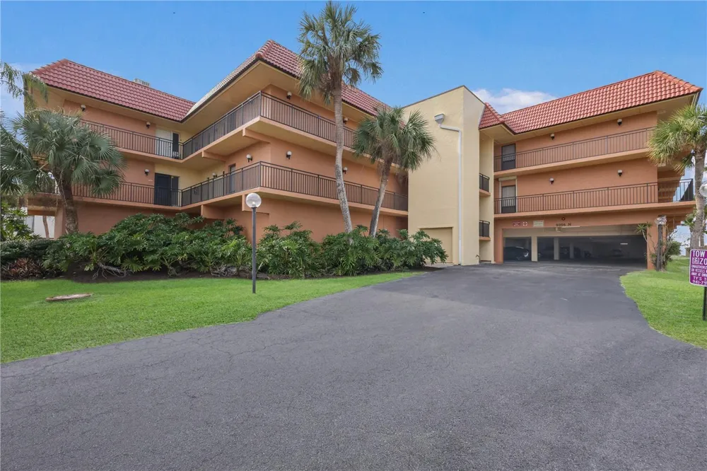 6006 GULF DRIVE #214 Holmes Beach, FL 34217