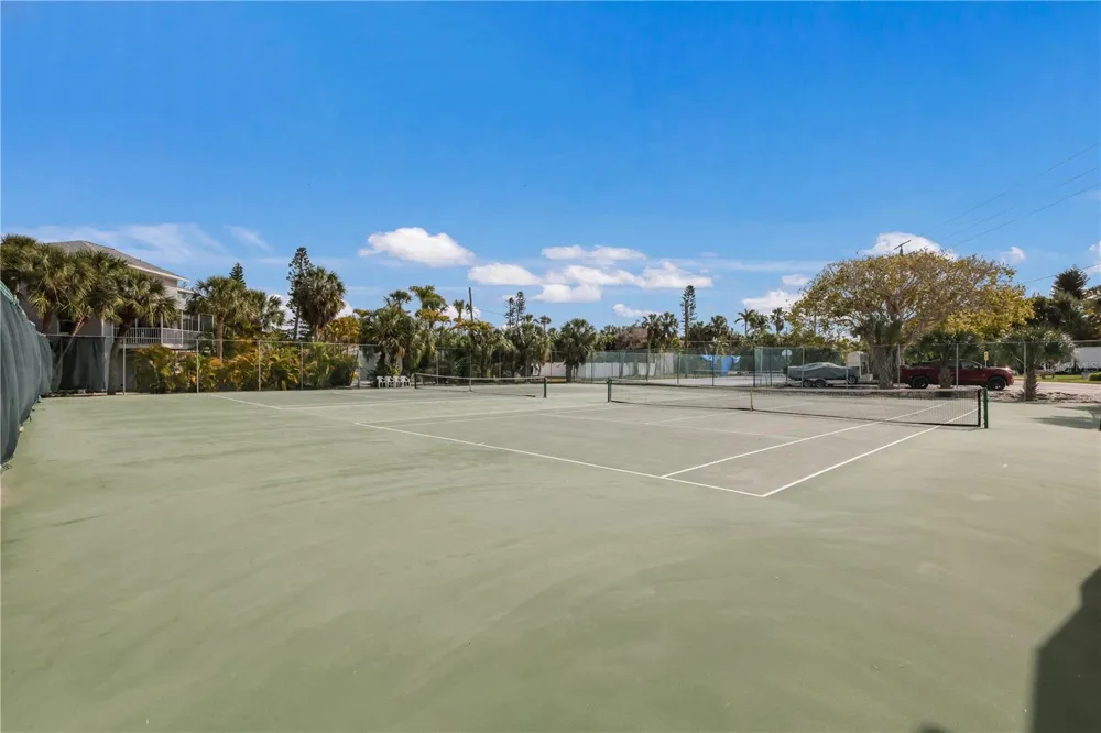 6006 GULF DRIVE #214 Holmes Beach, FL 34217