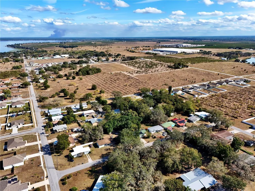 Florida Street Frostproof, FL 33843