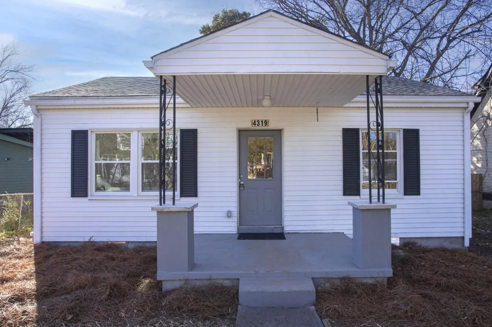 4319 Woods St