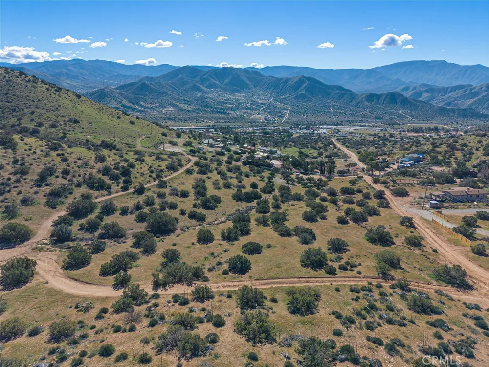 Vac/1/2 Mi N Sierra Hwy/I Mi E S Acton, CA 93510