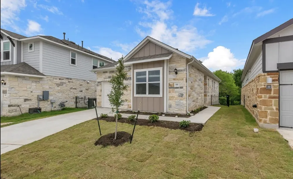 2800 Joe Dimaggio Boulevard #88