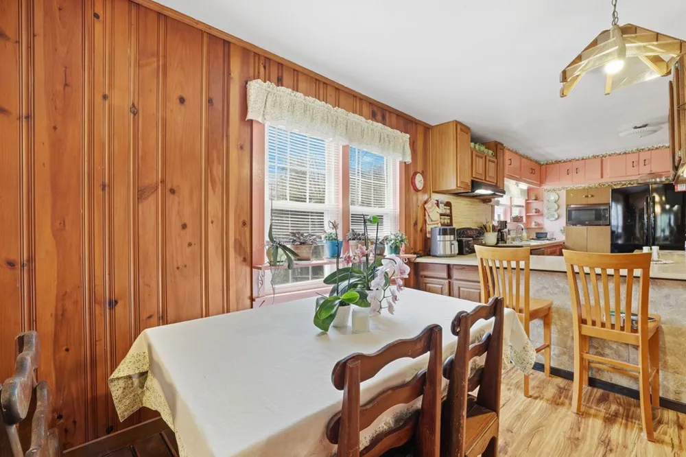 Gooseberry Ln Franklin, NC 28734