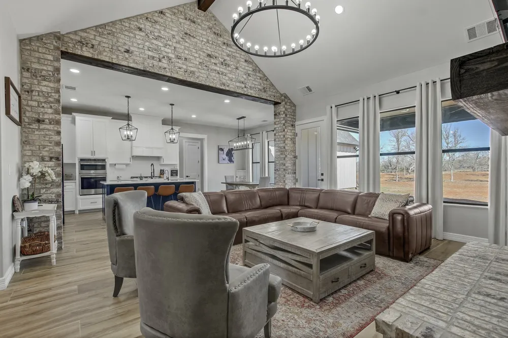 142 Anderson Drive Red Rock, TX 78662
