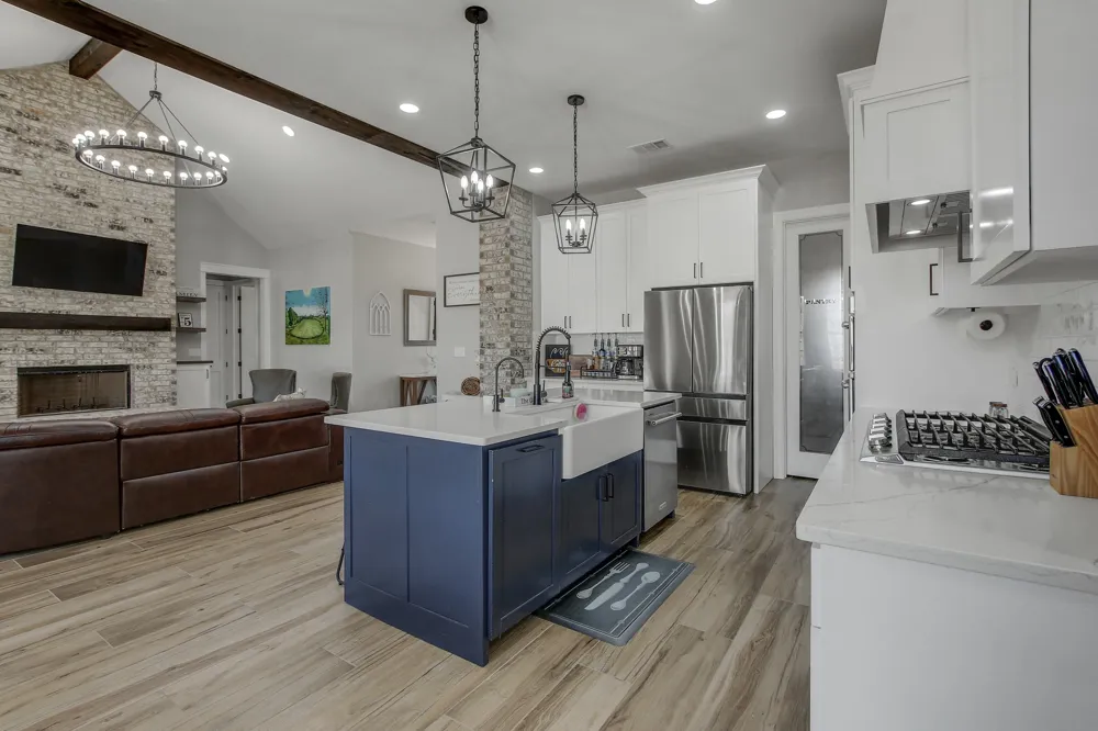 142 Anderson Drive Red Rock, TX 78662