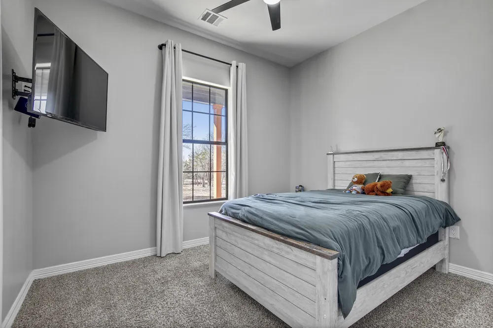 142 Anderson Drive Red Rock, TX 78662