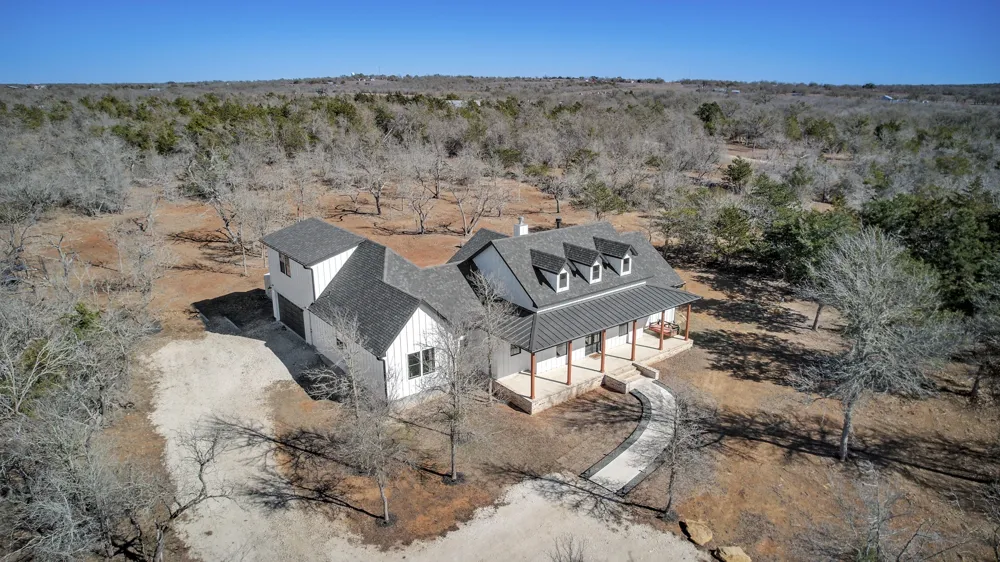 142 Anderson Drive Red Rock, TX 78662