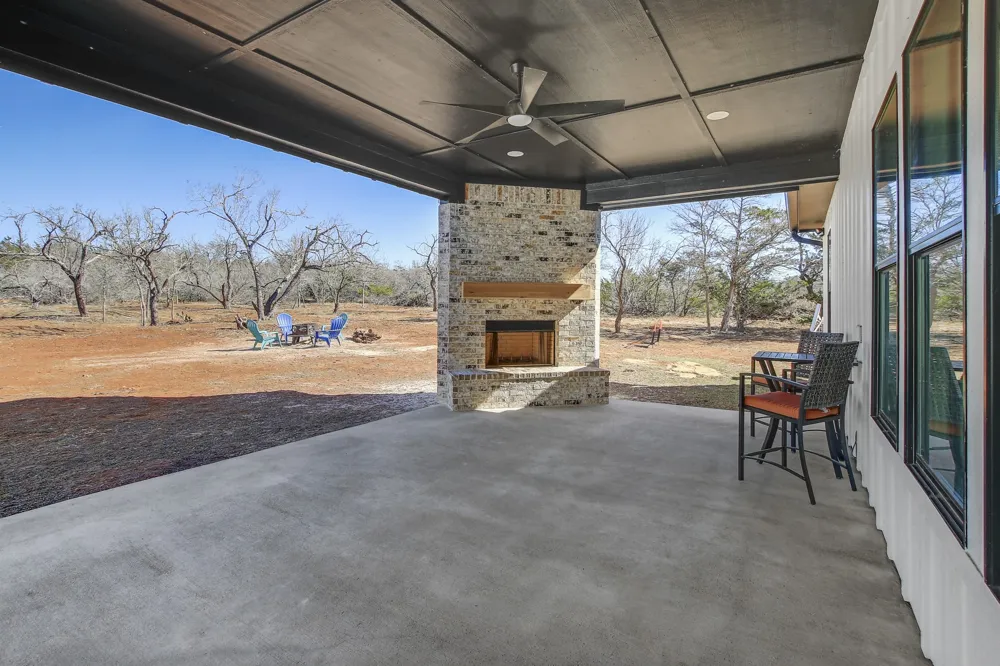 142 Anderson Drive Red Rock, TX 78662