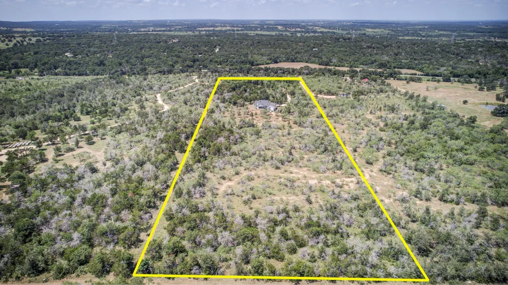 142 Anderson Drive Red Rock, TX 78662