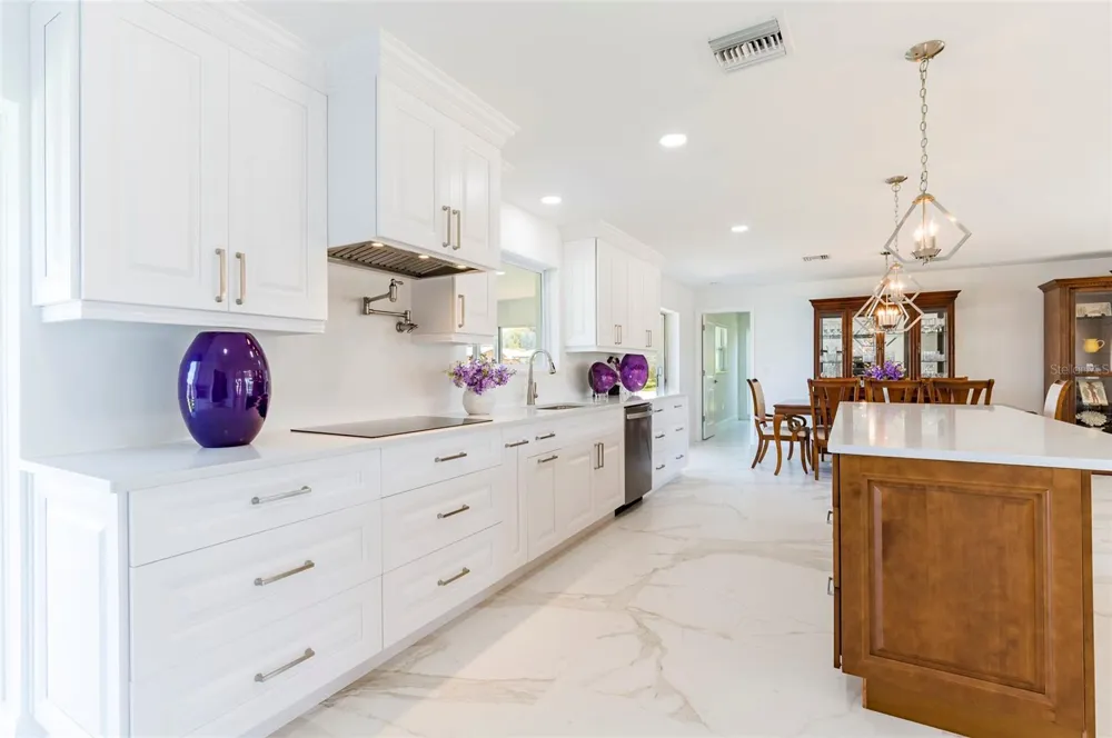 13797 PINECREST DRIVE Largo, FL 33774