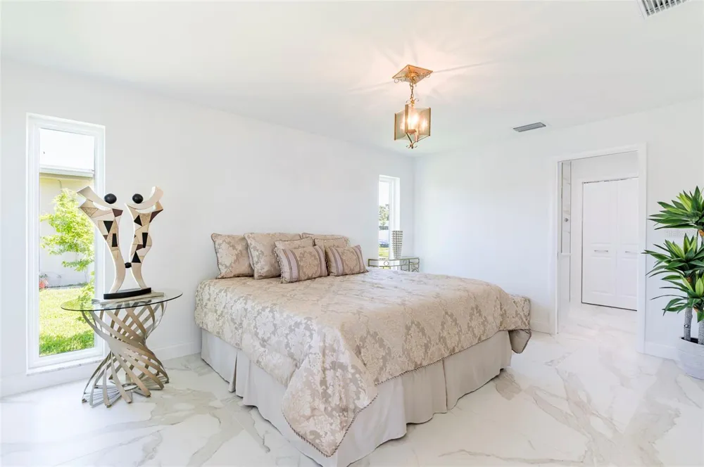 13797 PINECREST DRIVE Largo, FL 33774