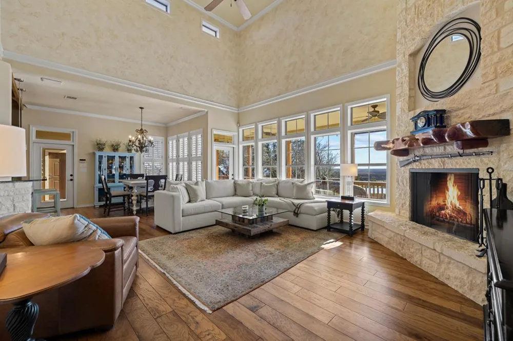 169 Royal Oaks Hill Fredericksburg, TX 78624