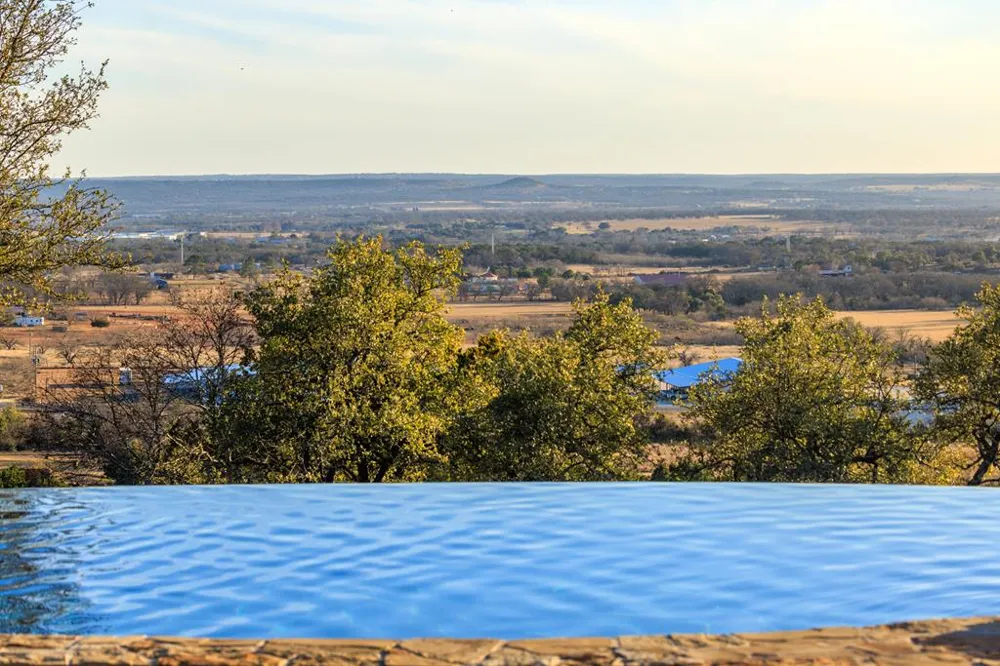 169 Royal Oaks Hill Fredericksburg, TX 78624