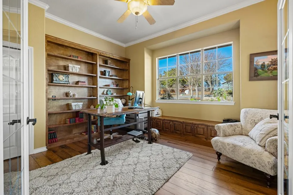 169 Royal Oaks Hill Fredericksburg, TX 78624