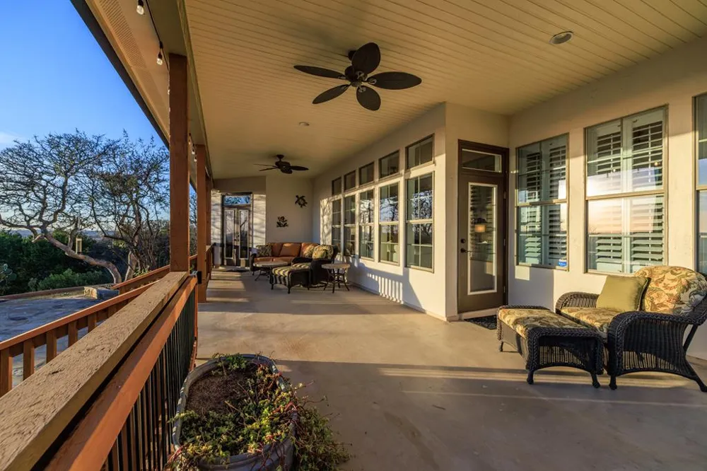 169 Royal Oaks Hill Fredericksburg, TX 78624