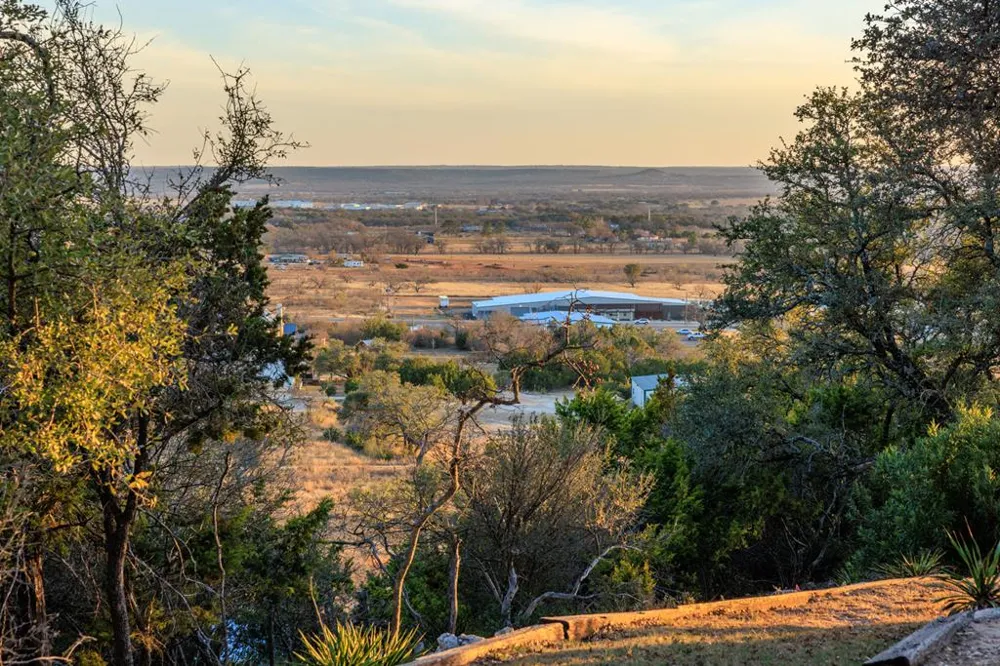 169 Royal Oaks Hill Fredericksburg, TX 78624