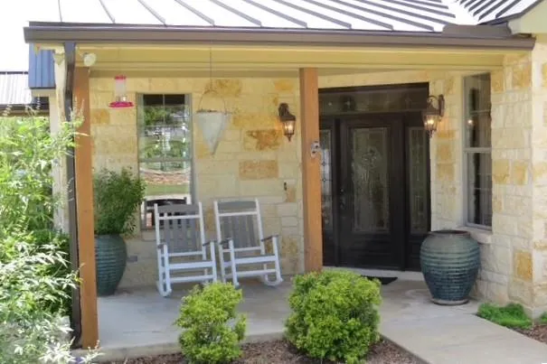 169 Royal Oaks Hill Fredericksburg, TX 78624