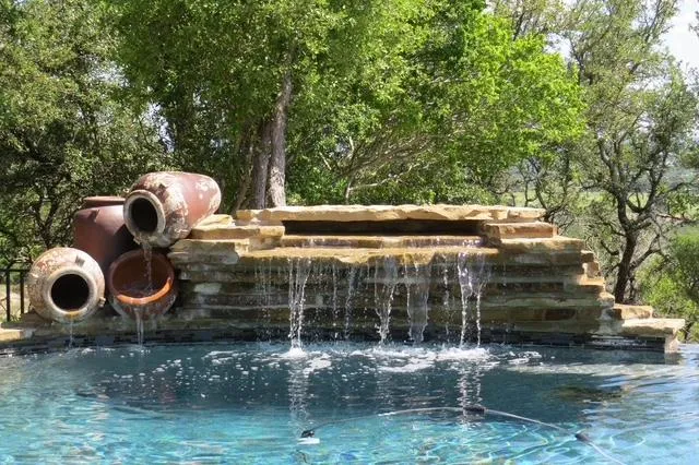 169 Royal Oaks Hill Fredericksburg, TX 78624