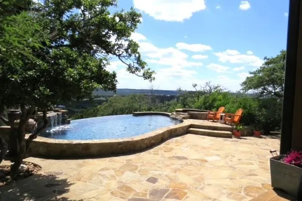 169 Royal Oaks Hill Fredericksburg, TX 78624