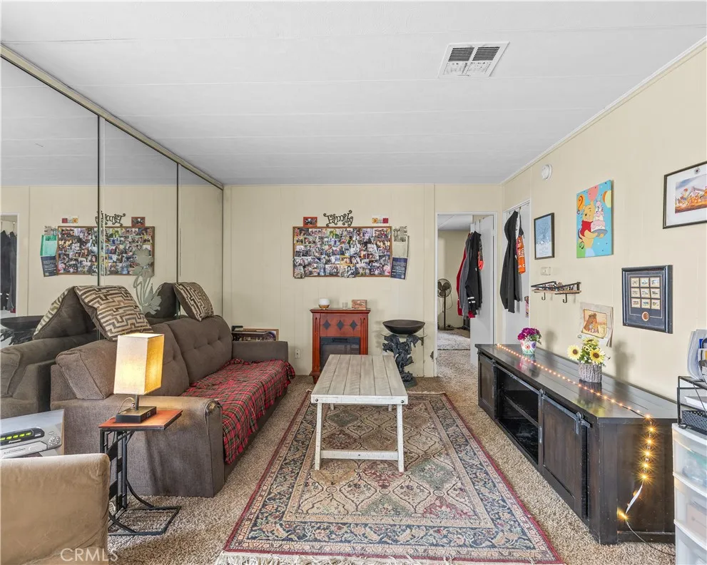 139 Palomar San Jacinto, CA 92582