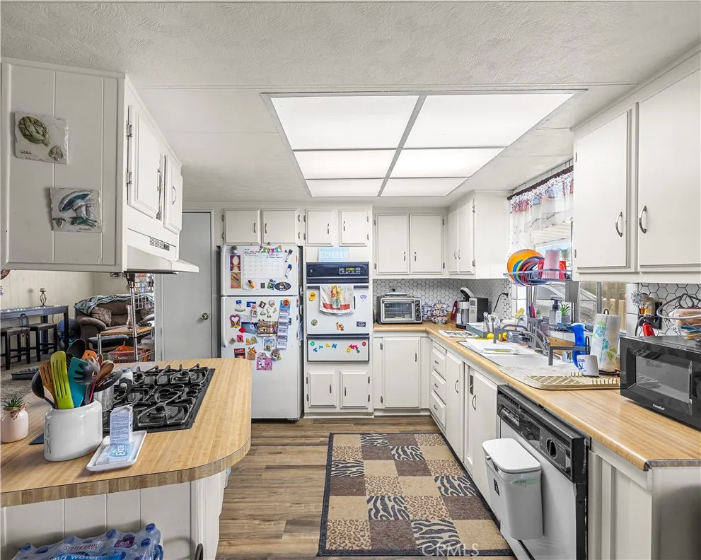 139 Palomar San Jacinto, CA 92582