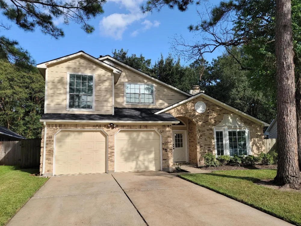 8610 Lake Crystal Drive