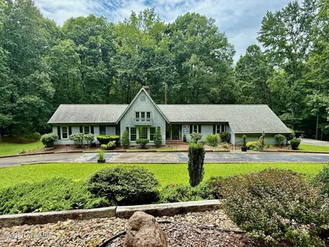 102 W Beaver Creek Road