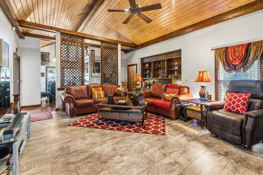 102 W Beaver Creek Road Wadesboro, NC 28170