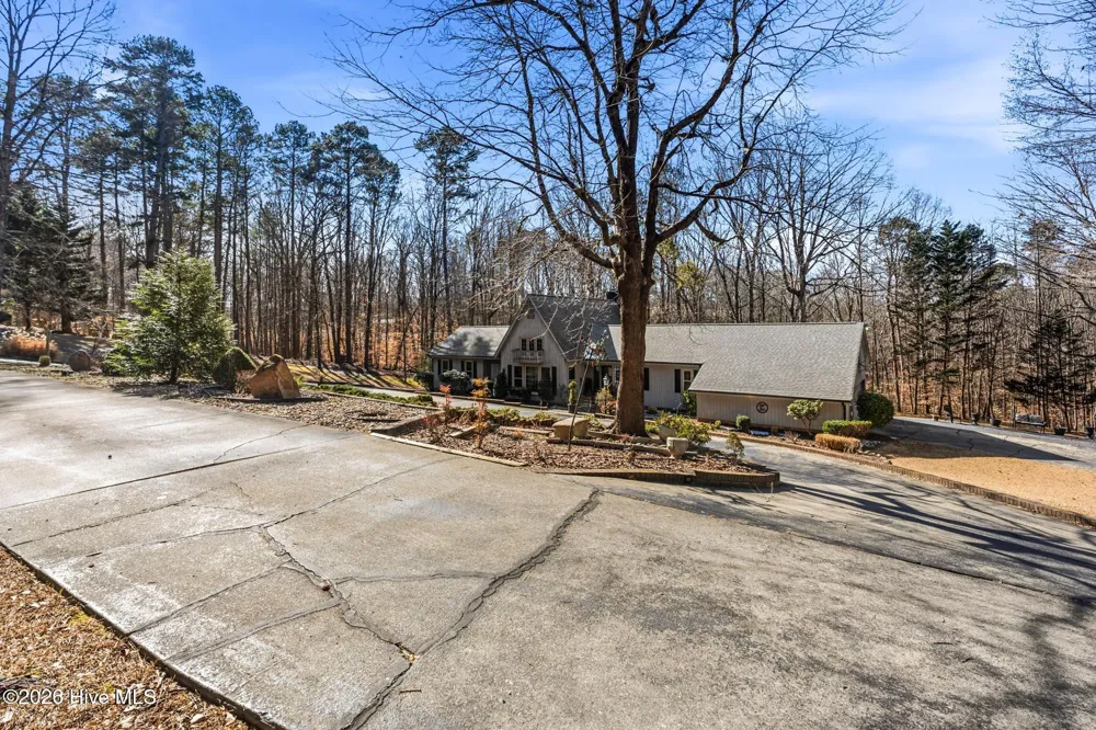 102 W Beaver Creek Road Wadesboro, NC 28170