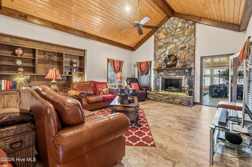 102 W Beaver Creek Road Wadesboro, NC 28170