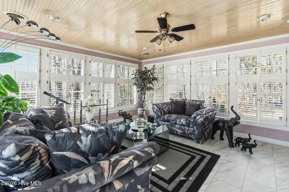102 W Beaver Creek Road Wadesboro, NC 28170