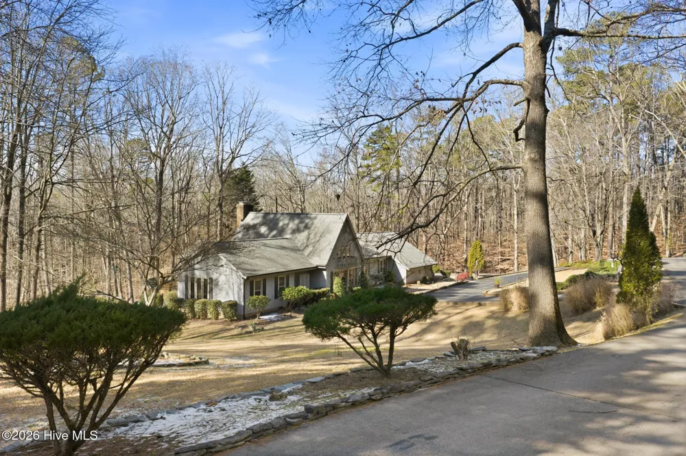 102 W Beaver Creek Road Wadesboro, NC 28170
