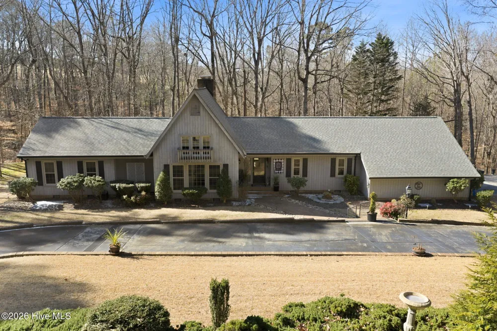 102 W Beaver Creek Road Wadesboro, NC 28170