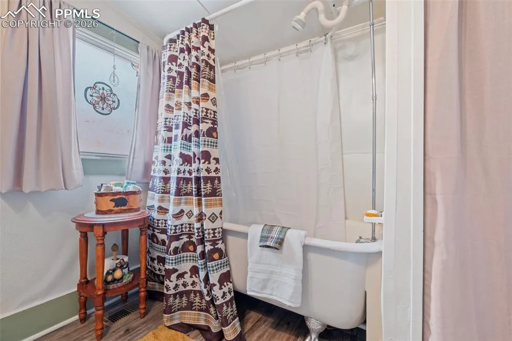 331 E Golden Avenue Cripple Creek, CO 80813