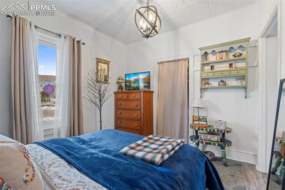 331 E Golden Avenue Cripple Creek, CO 80813
