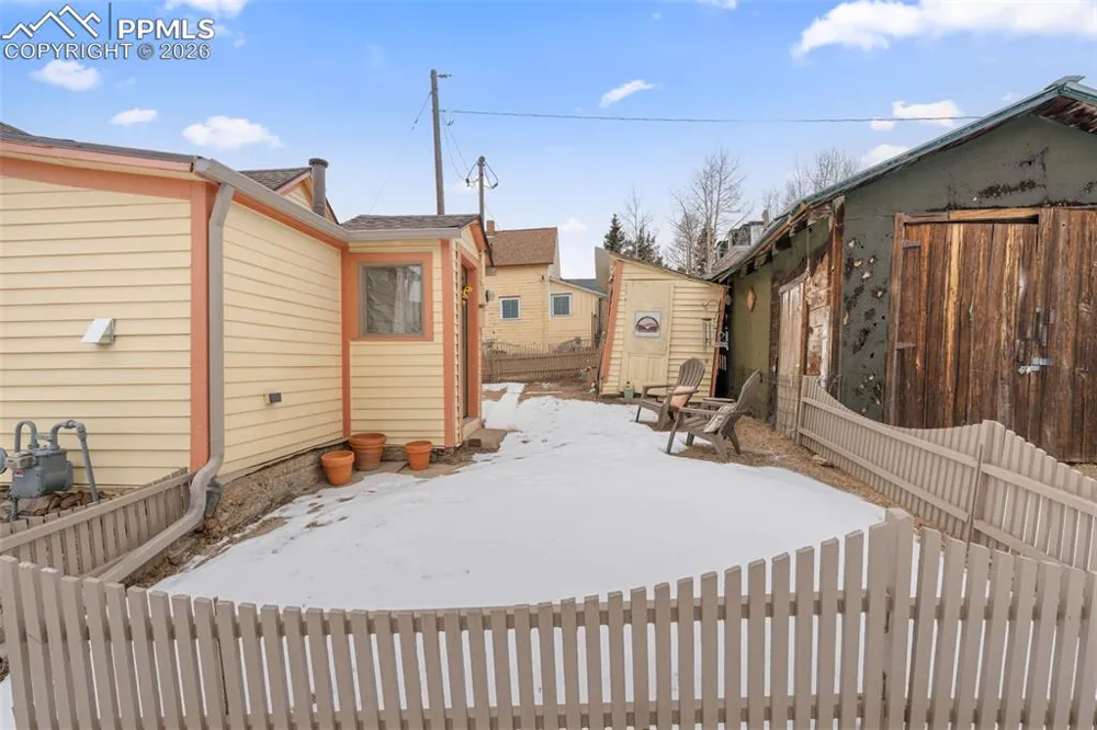 331 E Golden Avenue Cripple Creek, CO 80813