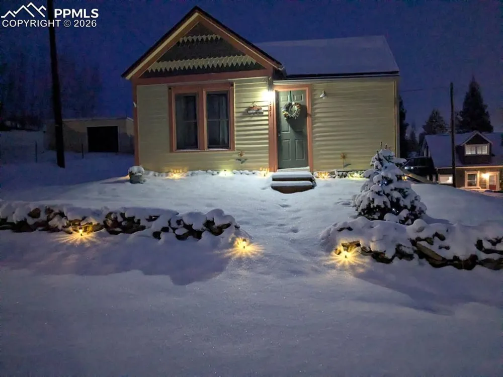 331 E Golden Avenue Cripple Creek, CO 80813