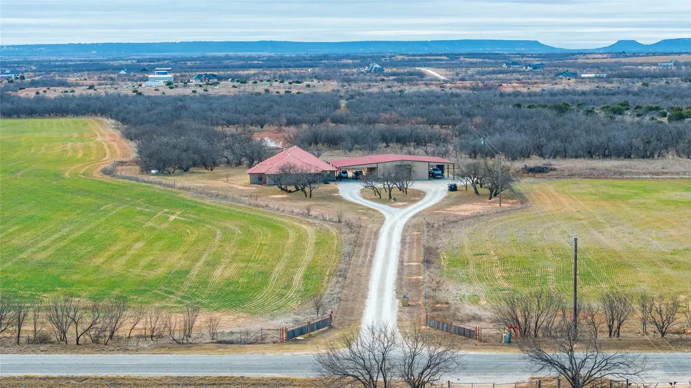 1342 Fm-382 Ovalo, TX 79541