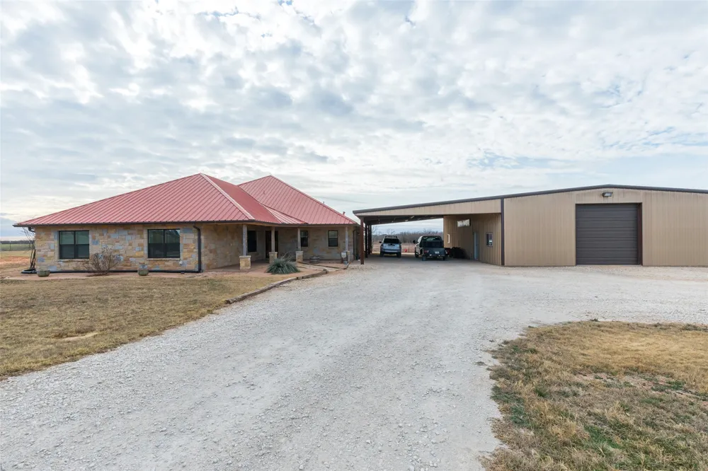 1342 Fm-382 Ovalo, TX 79541