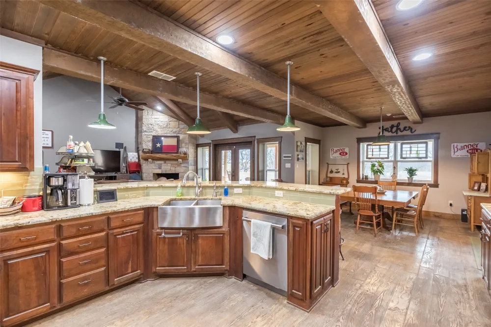 1342 Fm-382 Ovalo, TX 79541